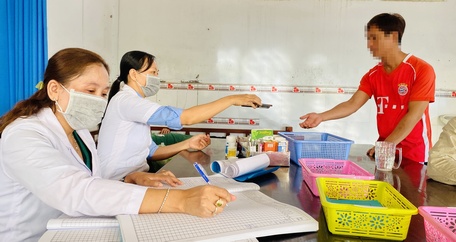 Nâng cao sức khỏe nhờ thuốc hỗ trợ cắt cơn ma túy Bông Sen 3 Nâng cao sức khỏe nhờ thuốc hỗ trợ cắt cơn ma túy Bông Sen