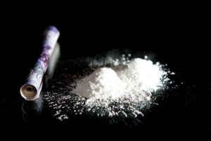 Cai Nghiện Mất Bao Lâu? Thời Gian, Các Giai Đoạn Và Yếu Tố Ảnh Hưởng 3 Heroin