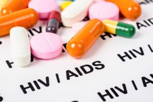Quá trình điều trị HIV diễn ra như thế nào